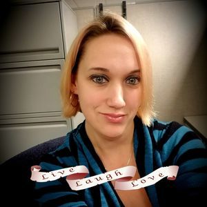 Meet your Posher, Hope